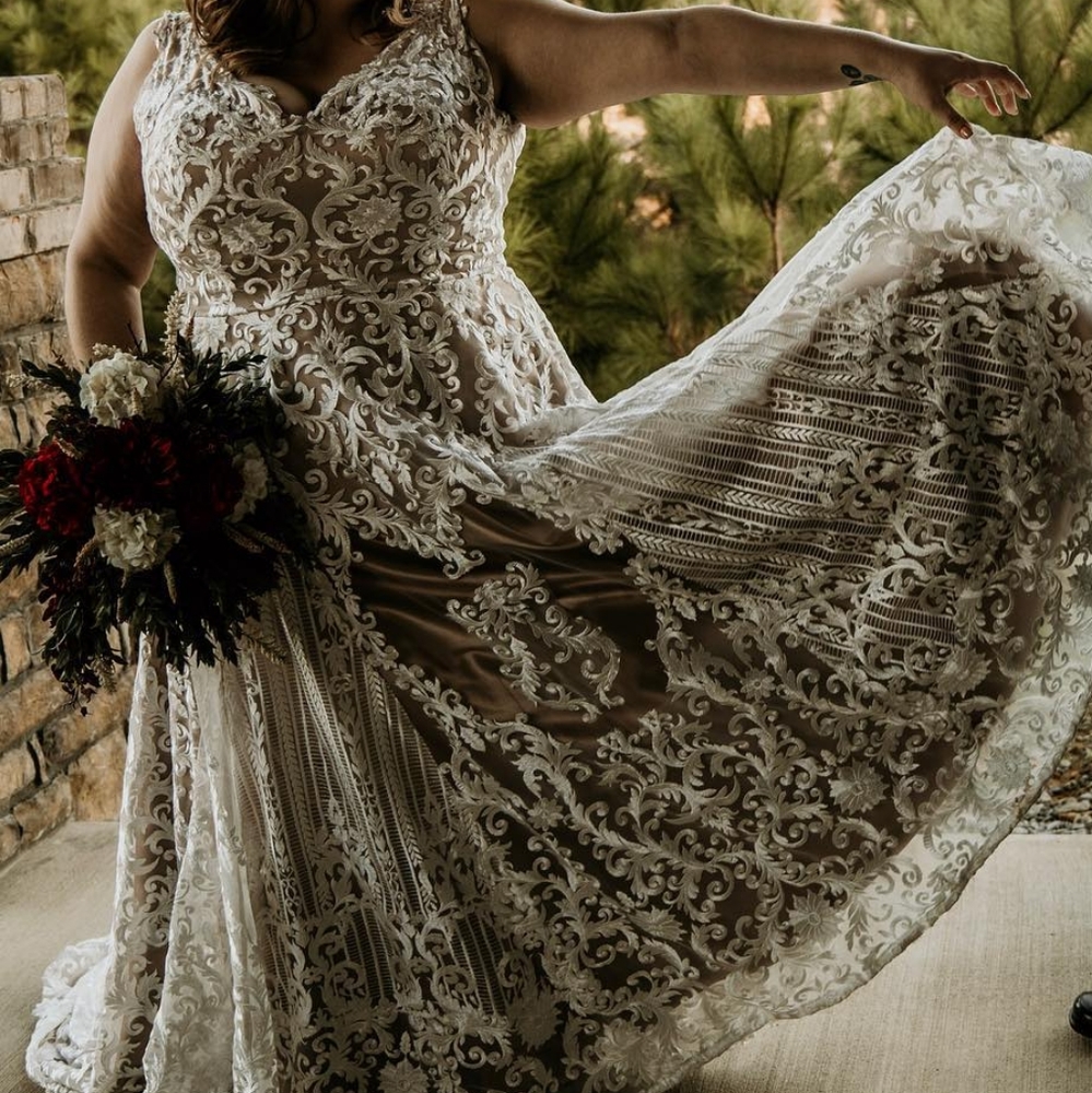 Plus size wedding dress